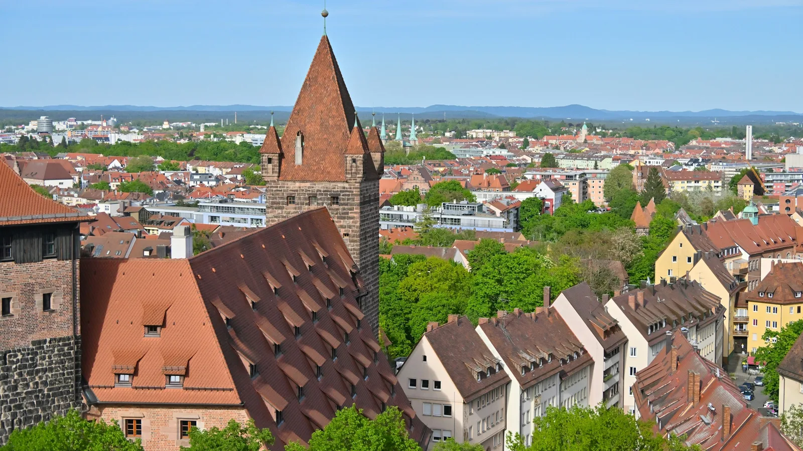 Blick auf die Altstadt von Nürnberg – Zahnmedizinstudium in Erlangen