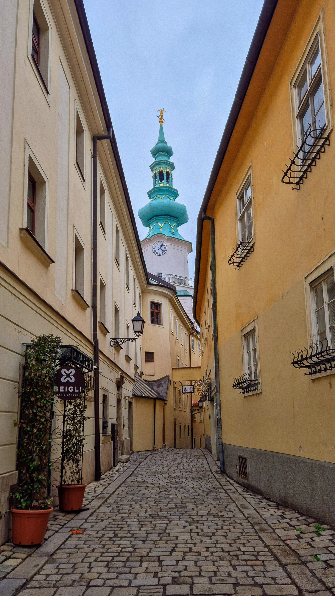 Stadtansicht von Bratislava – Zahnmedizinstudium in Bratislava